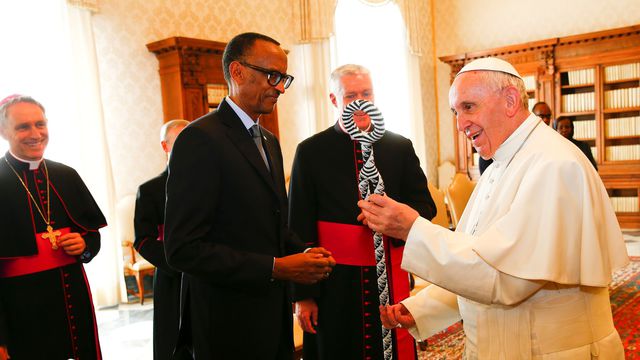 Kagamé, Vatican